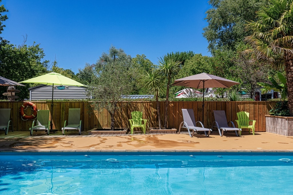 CAMPING PISCINE CHAUFFEE EN GIRONDE